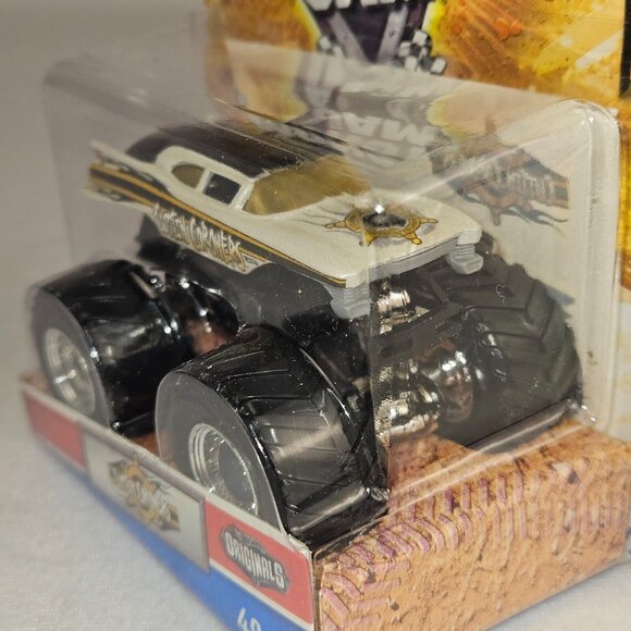 Hot Wheels Monster Jam Cutting Corners Tattoo Edition 21572 NIB (K207) - Picture 3 of 5